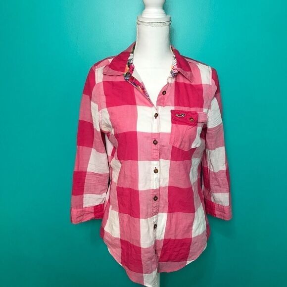 Button up Hollister top - Picture 1 of 2